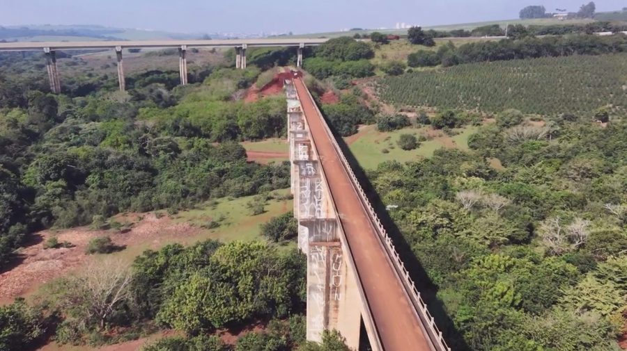 Veja imagens aéreas da interdição realizada na Ponte do Esqueleto