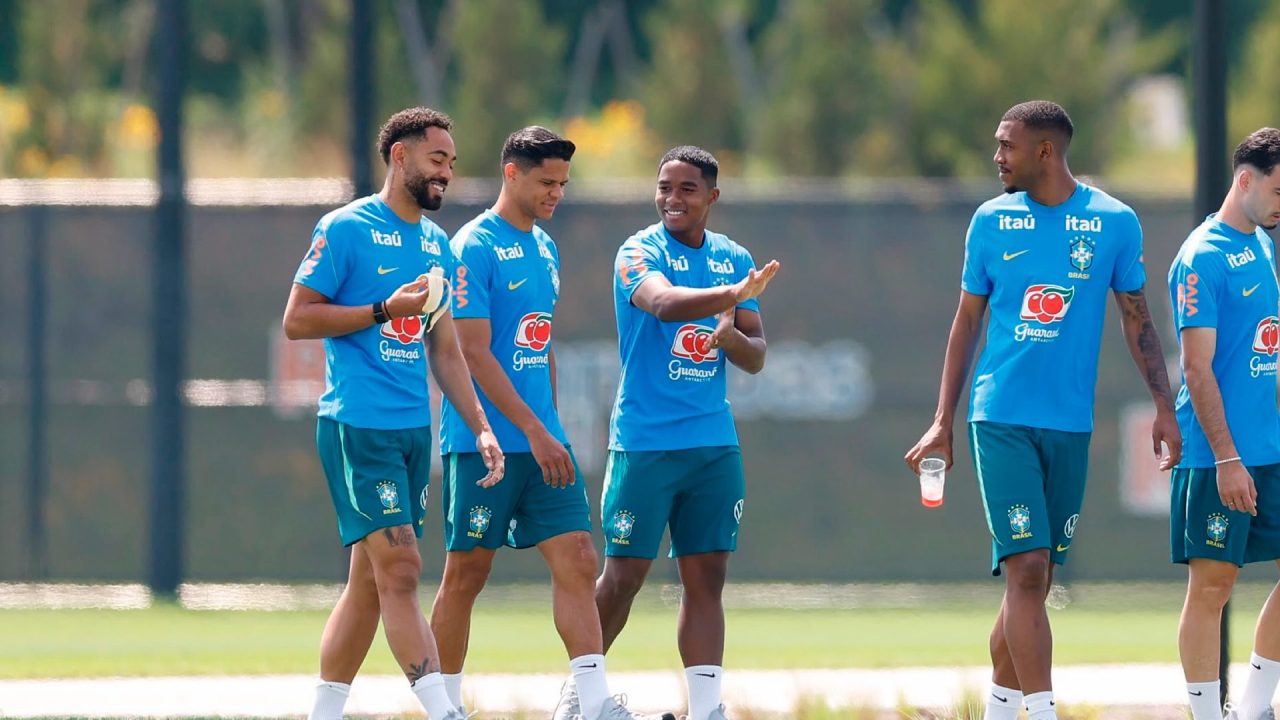 Debaixo de muito calor, Brasil segue preparação para encarar Noruega