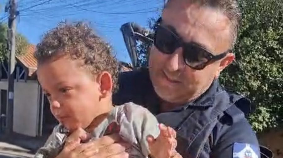 GCM salva criança engasgada com bala após manobra, em Limeira