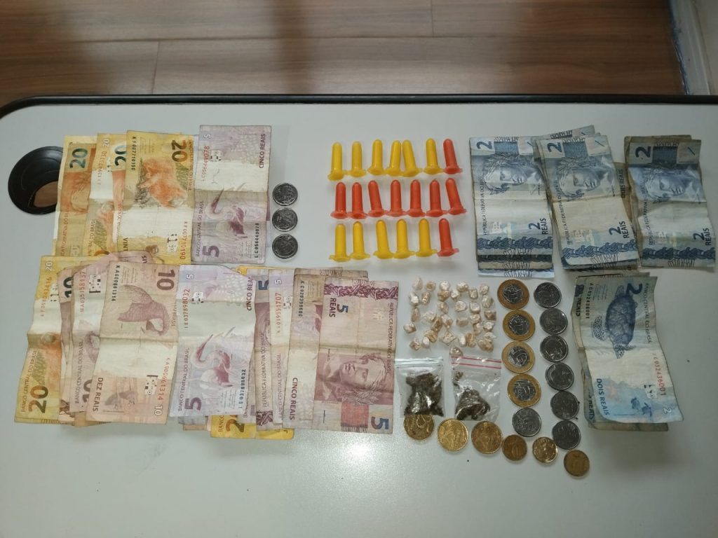 Homem é preso por suspeita de tráfico de drogas próximo a quadra esportiva em Limeira (1)