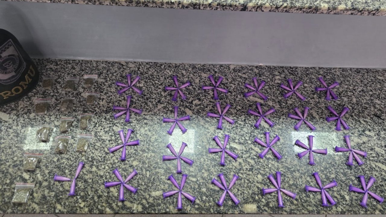 Jovem é preso por tráfico de drogas em Limeira