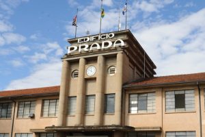 Prefeitura antecipa salário de servidores municipais em Limeira