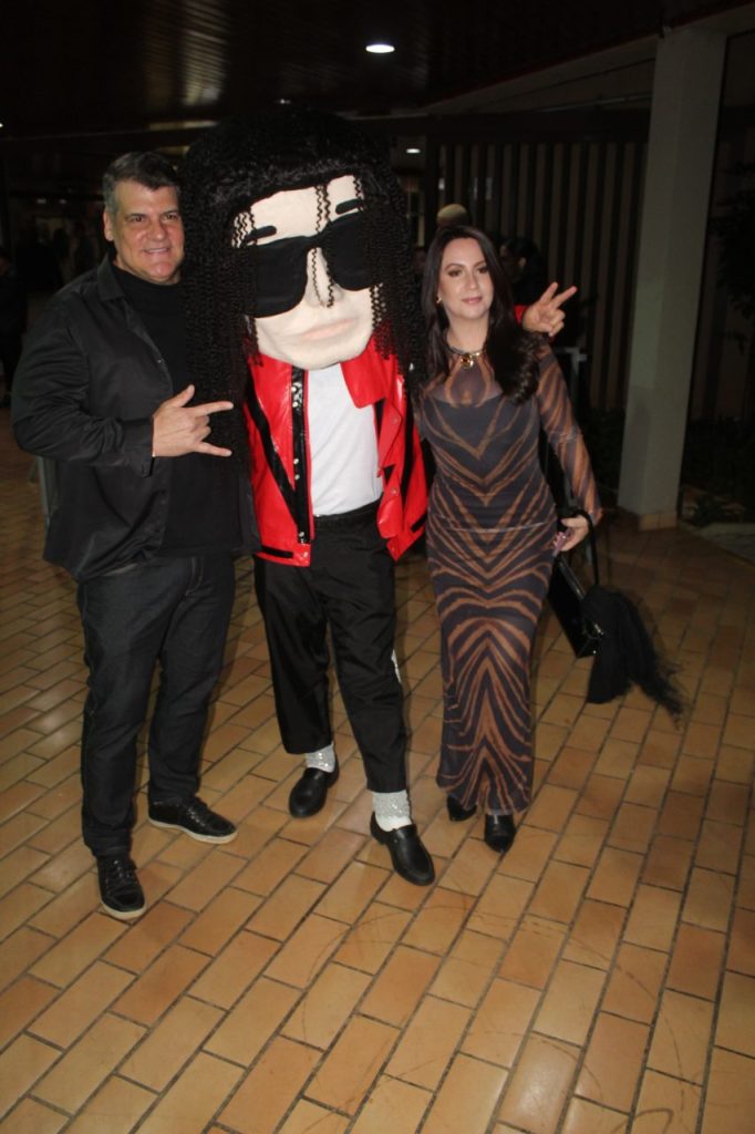 RODRIGO TEASER MICHAEL JACKSON (13)