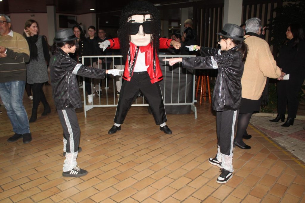 RODRIGO TEASER MICHAEL JACKSON (25)