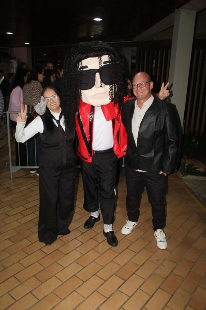 RODRIGO TEASER MICHAEL JACKSON (30)