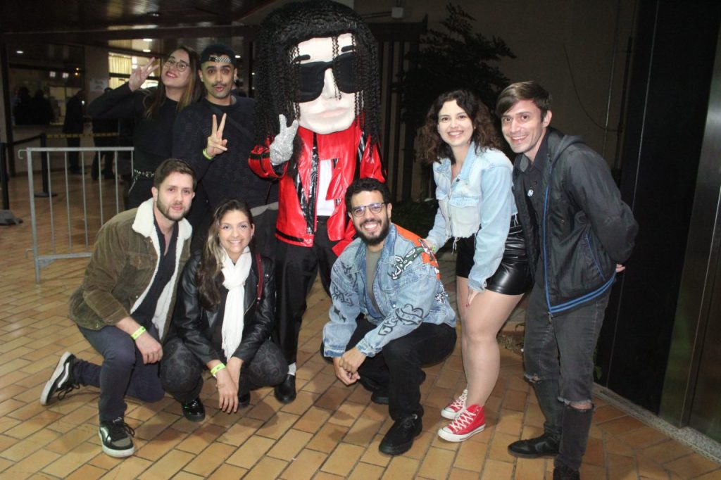 RODRIGO TEASER MICHAEL JACKSON (36)