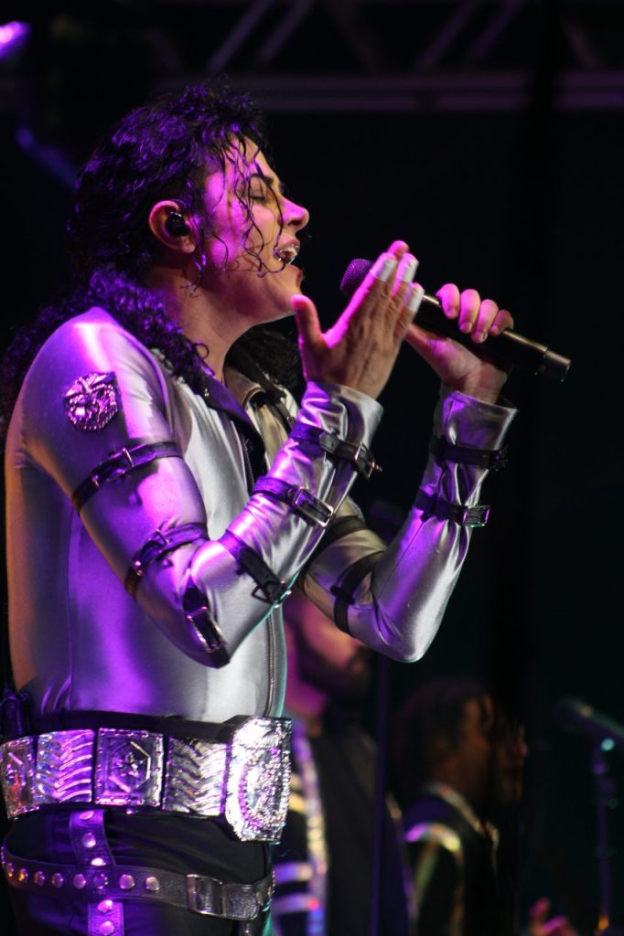 RODRIGO TEASER MICHAEL JACKSON (49)