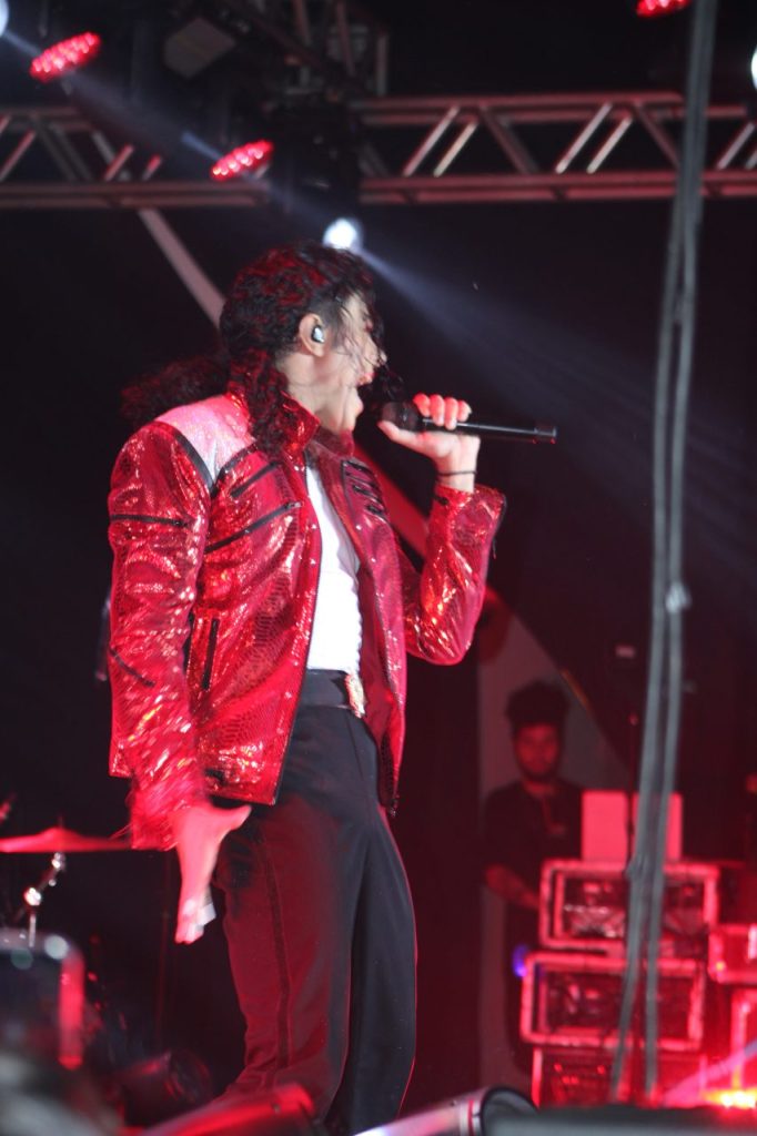 RODRIGO TEASER MICHAEL JACKSON (51)