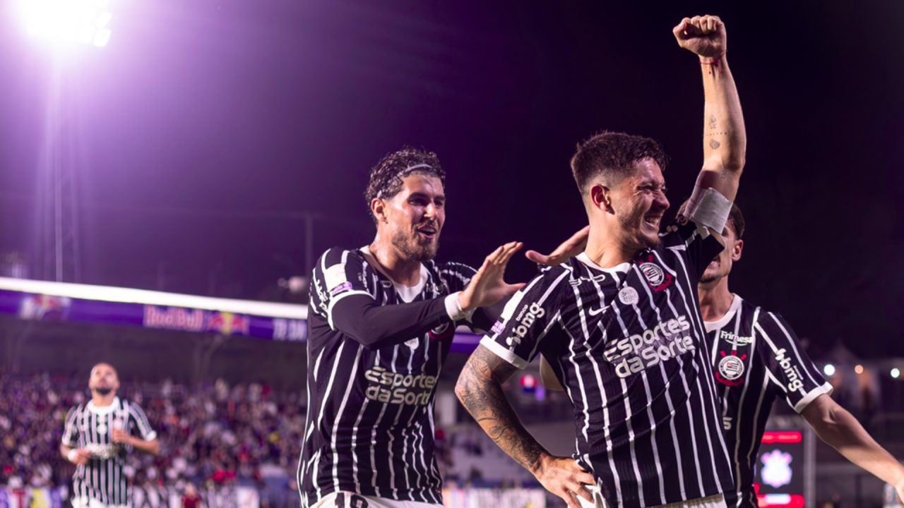Corinthians vence o duelo paulista contra o Red Bull Bragantino; Palmeiras só empata em casa