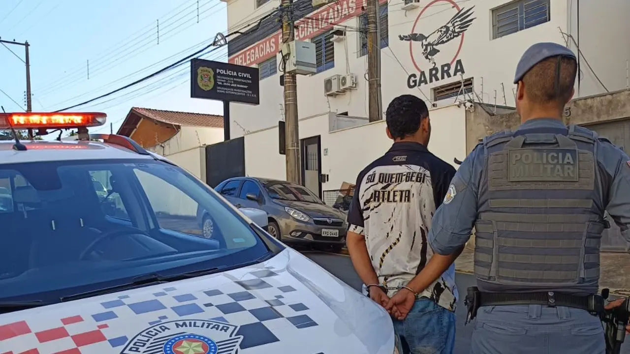 Homem procurado por roubo é preso no Horto Florestal, em Limeira
