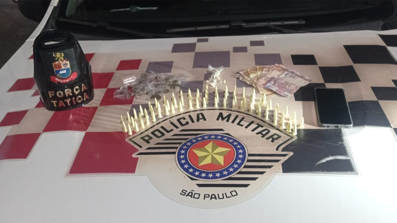 Jovem é preso com cocaína, maconha e crack em Limeira