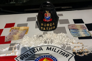 Jovem é preso com crack e cocaína na Vila Camargo, em Limeira