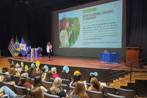 Limeira reúne profissionais em formação sobre Primeira Infância