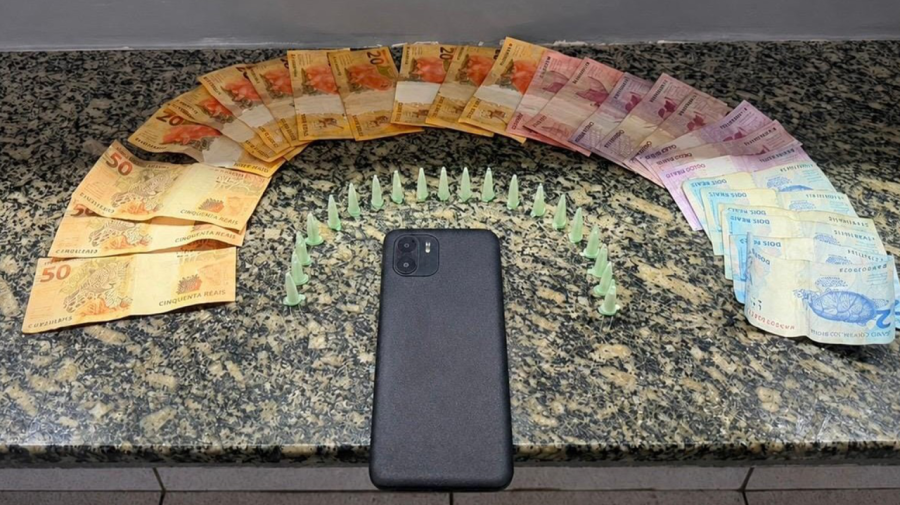 Mulher é presa pela PM por tráfico de drogas no Nossa Senhora das Dores, em Limeira