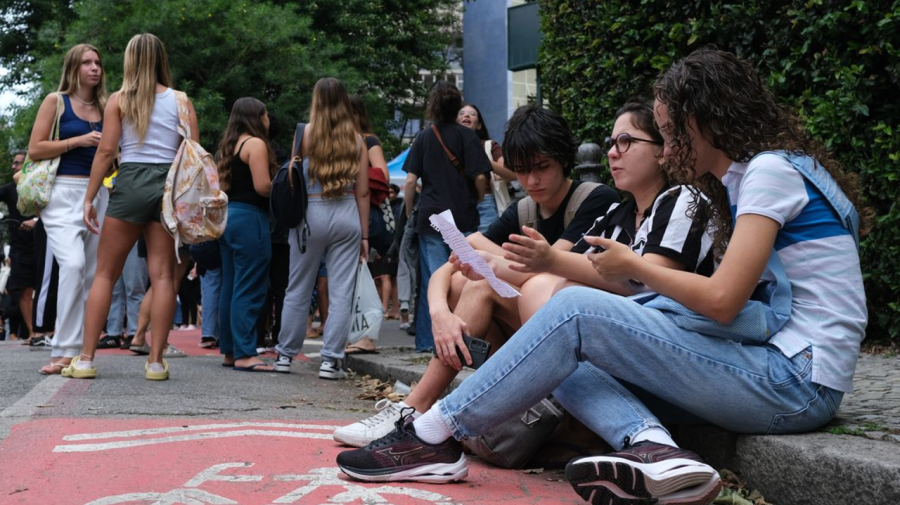Saeb 2025 Brasil recupera nível pré-pandemia, mas ainda tem gargalos