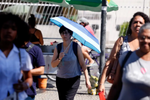 Salário mínimo deverá subir para R$ 1.741 em 2027