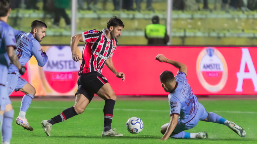 São Paulo arranca empate do Bolívar-BOL na altitude
