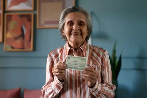 Campanha incentiva voto de quem tem mais de 70 anos