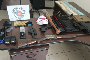 Casal é preso com arma e munições em Engenheiro Coelho