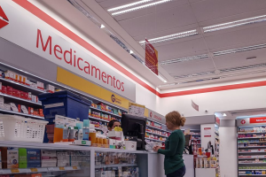 Mudanças na emissão e no controle de receitas médicas entram em vigor