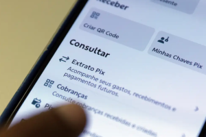 Número de transações com Pix caem após proibição de bets