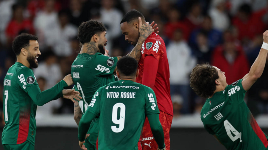 Palmeiras avança nos pênaltis e Corinthians é eliminado em casa nas quartas de final