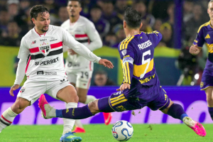 São Paulo abre duelo com Boca Juniors-ARG em desvantagem