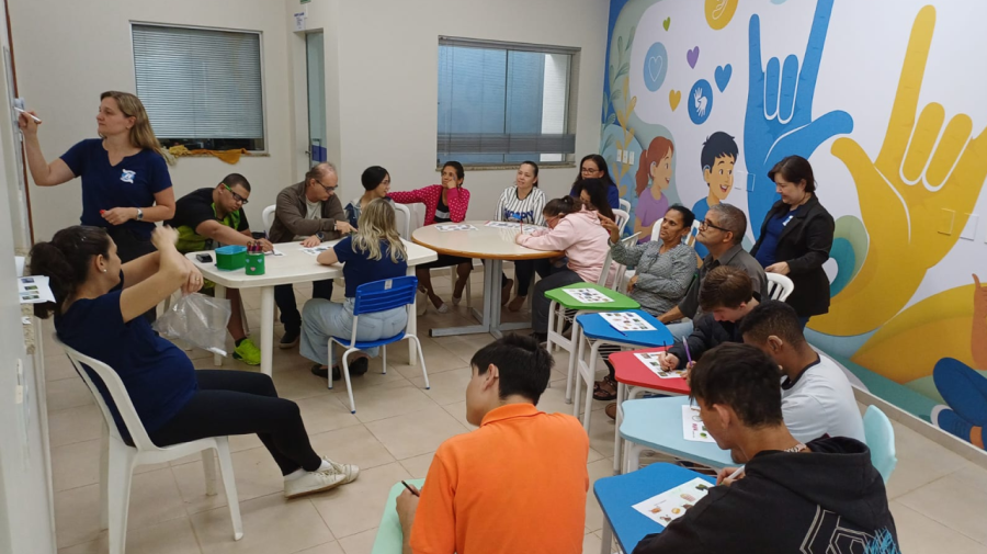 Setembro Azul reforça atendimento a pessoas surdas em Limeira