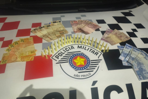 Casal é preso com 41 pinos de cocaína no Profilurb, em Limeira
