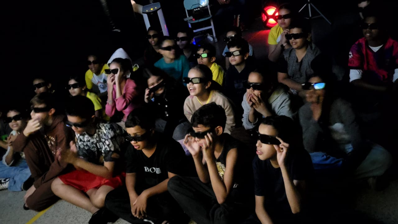 Cinema 3D ensina crianças de Limeira sobre preservação ambiental