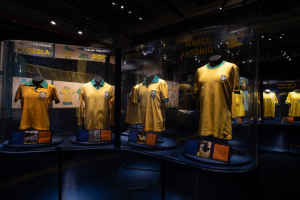 Exposição com camisas históricas da Seleção termina em 1º de novembro