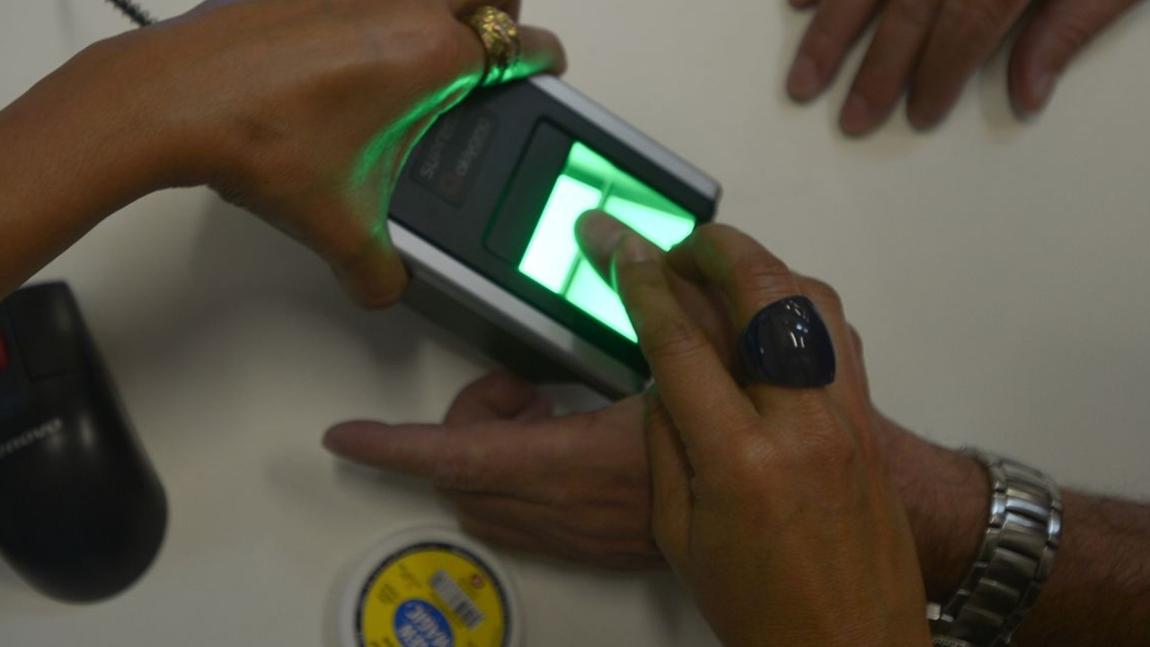 INSS alerta para golpes que usam informação falsa sobre biometria