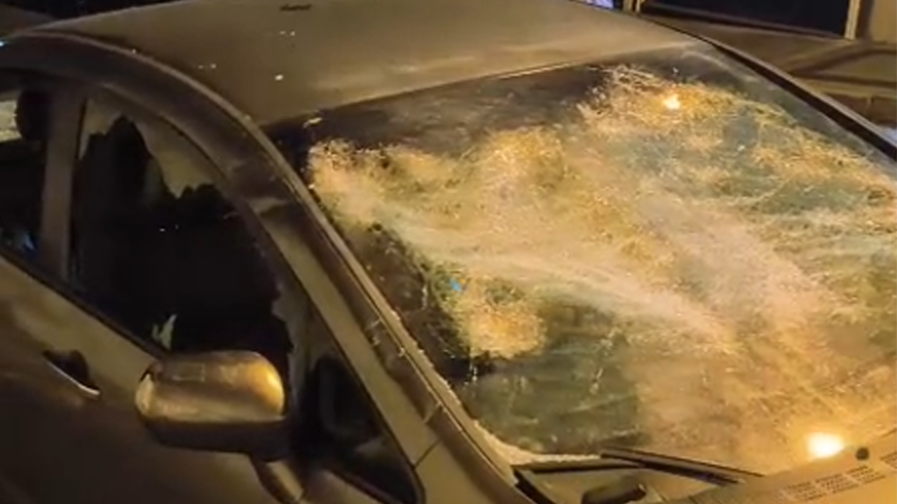 Mulher é presa por injúria racial contra ex e danos a cinco carros em Limeira