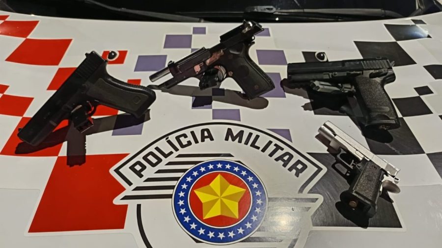 PM apreende réplicas de arma de fogo em Limeira