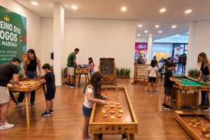 Pátio Limeira Shopping prepara O Reino dos Jogos de Madeira para celebrar o Dia das Crianças
