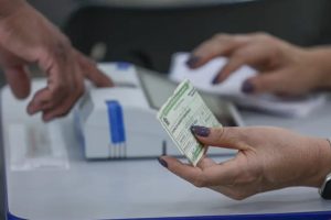 Zanin manda ampliar horário de votação até as 19h em todo o país